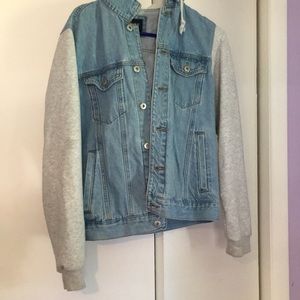 Men’s sweatshirt and jean jacket